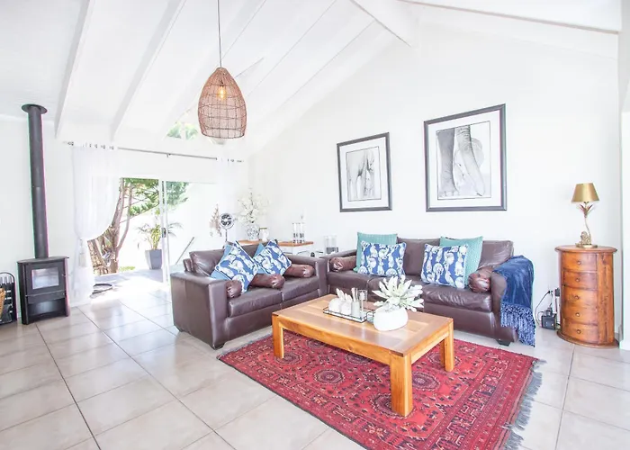 Luxurious Central Knysna Home